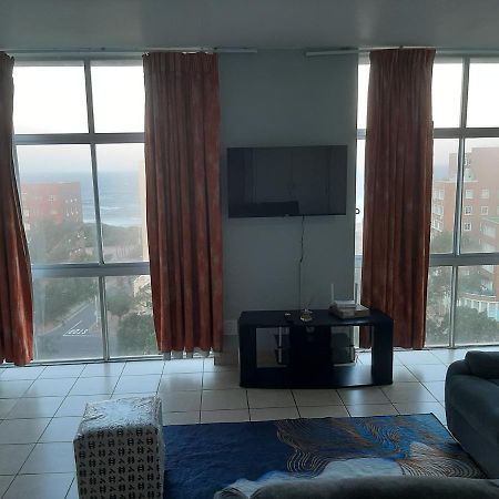 Unit 95 Oceanic - Self Catering, North Beach Durban Extérieur photo