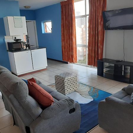 Unit 95 Oceanic - Self Catering, North Beach Durban Extérieur photo