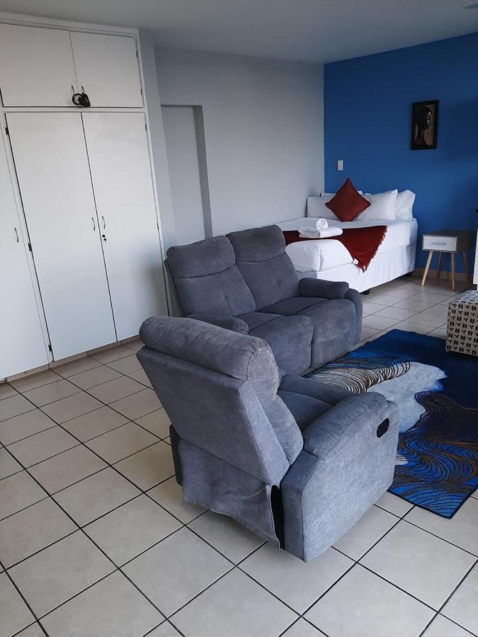 Unit 95 Oceanic - Self Catering, North Beach Durban Extérieur photo